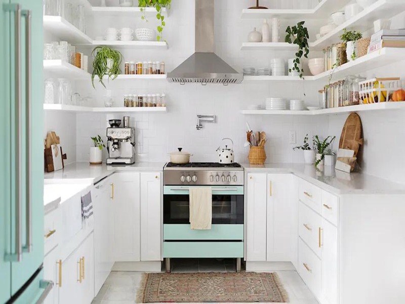 ตู้ครัวไม้เคลือบเงาสีขาวมันวาวสำหรับห้องครัวขนาดเล็ก
