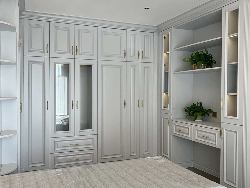 Luxury bedroom wardrobes