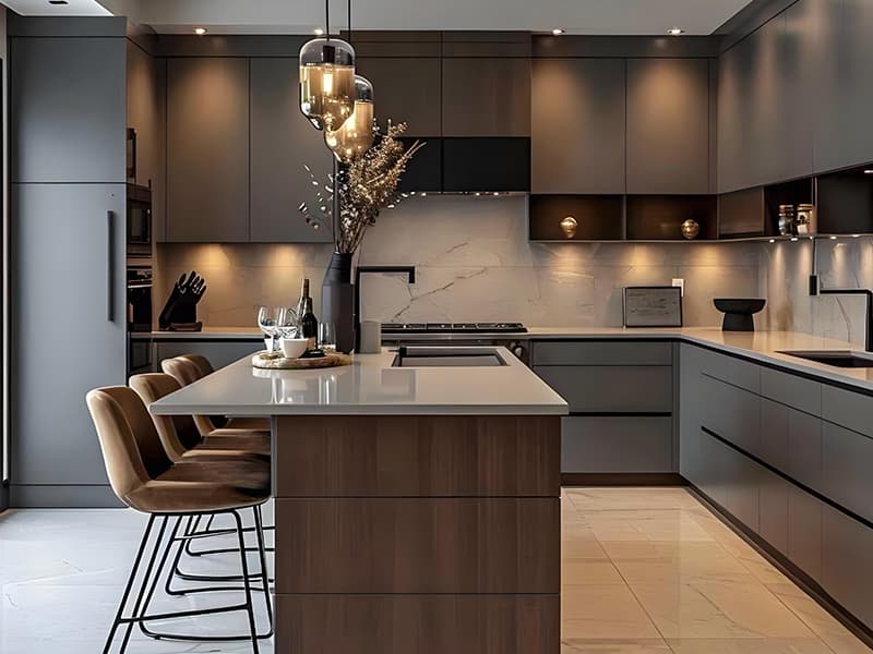 ไอเดียการออกแบบตู้ครัวโทนสีเข้มทันสมัย: เทรนด์เรียบหรูและใช้งานได้จริงประจำปี 2026