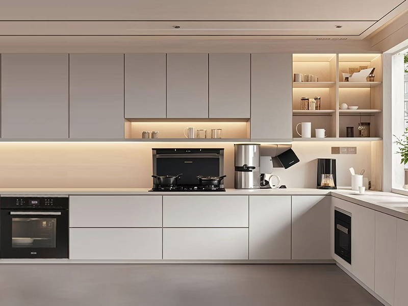 ตู้ครัวโมเดิร์นสุดหรูที่ออกแบบตามหลักสรีรศาสตร์และใช้งานได้จริง